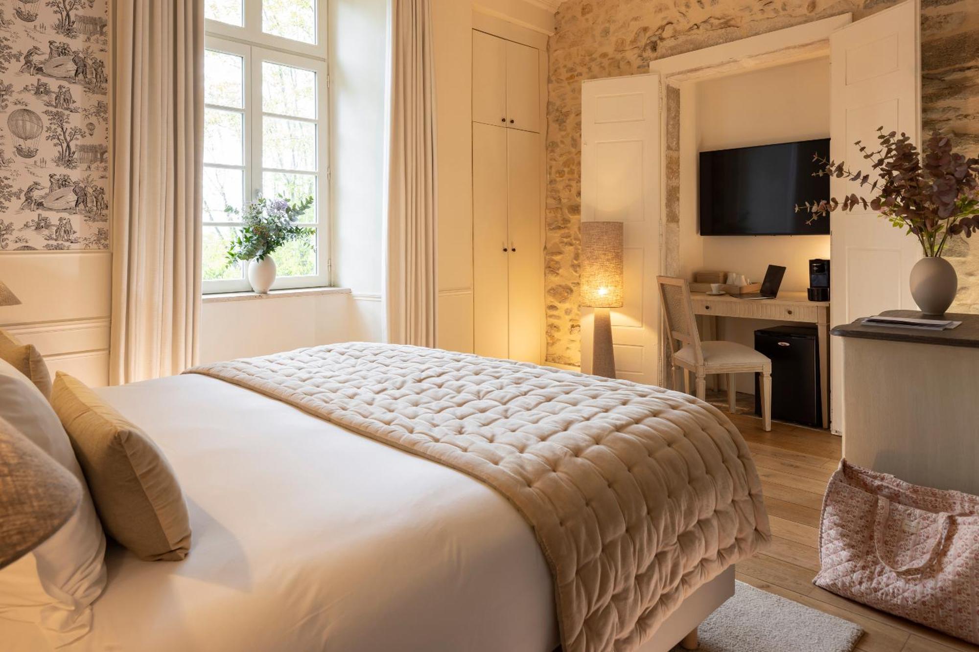 Chateau Les Oliviers De Salettes Charols Kültér fotó
