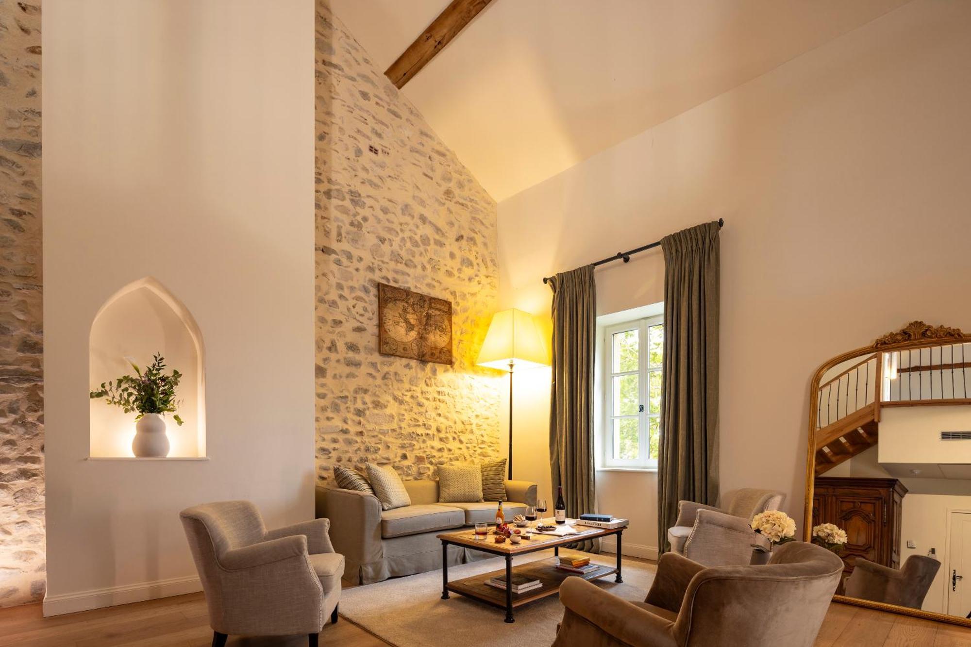 Chateau Les Oliviers De Salettes Charols Kültér fotó