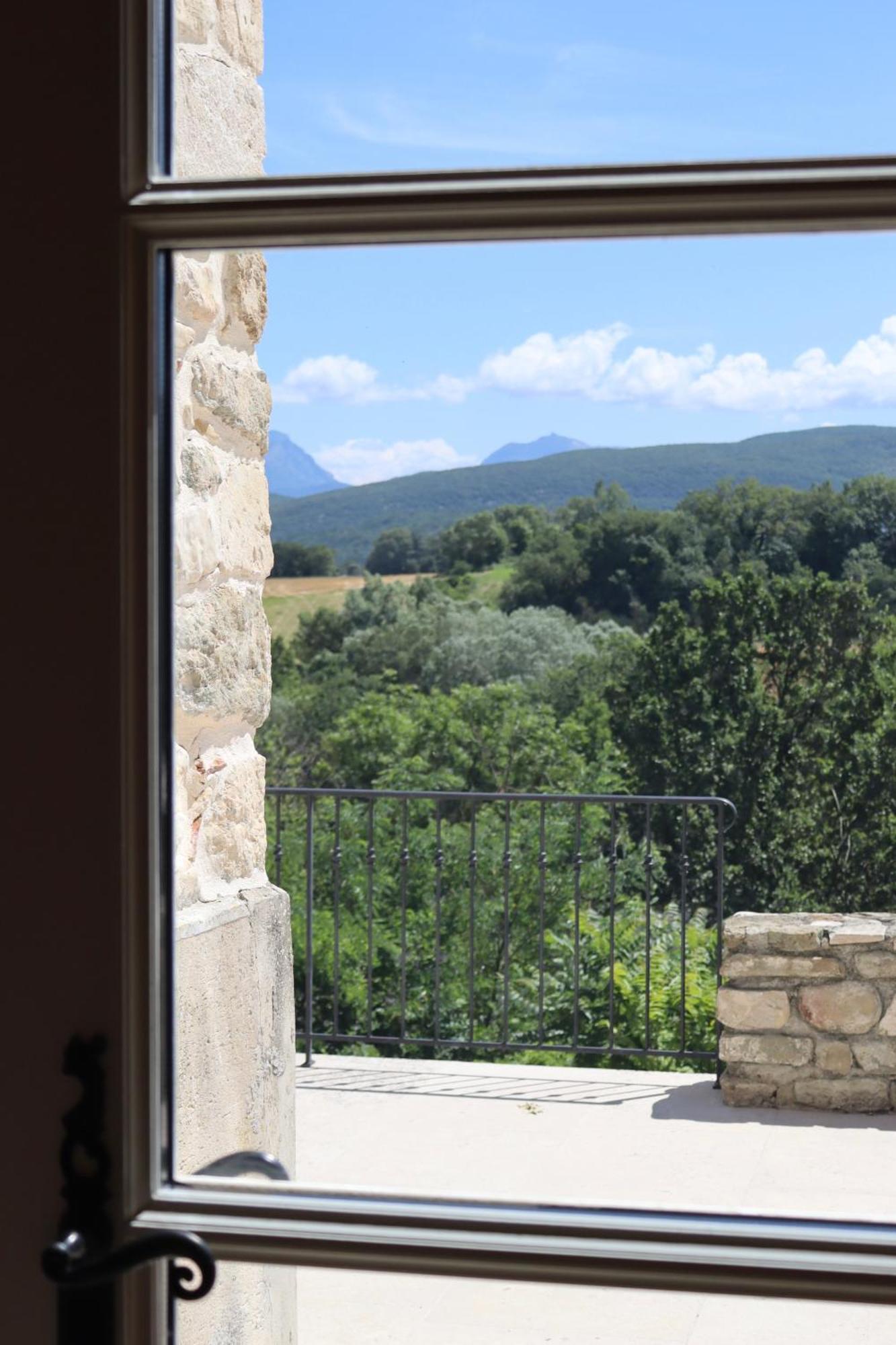 Chateau Les Oliviers De Salettes Charols Kültér fotó